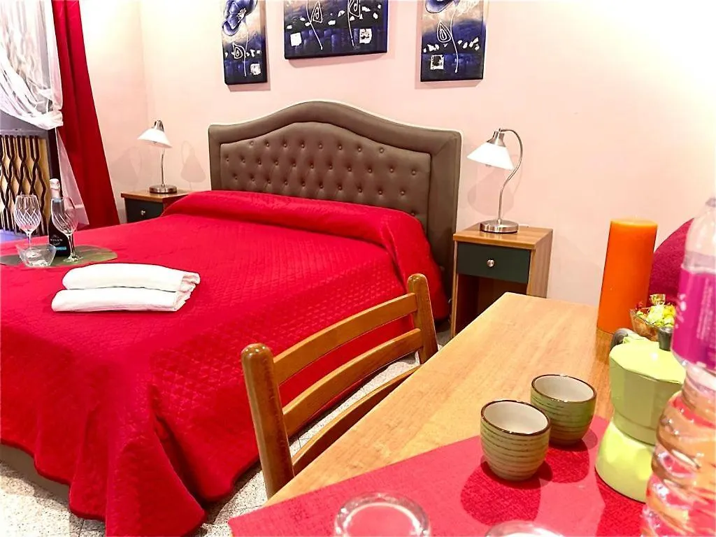 Camere anche ad ore Roma -