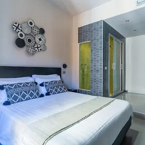 2* Bed & Breakfast Moai